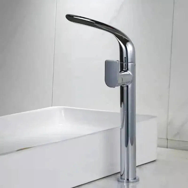 Robinet salle de bain or brillant col courbé