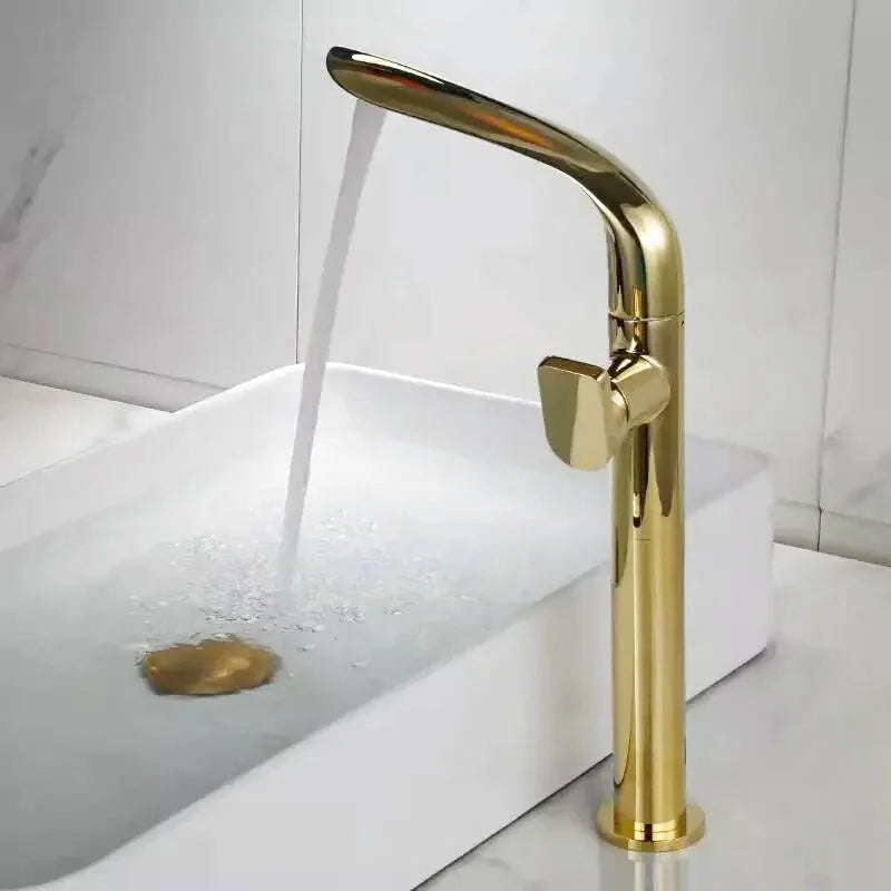Robinet salle de bain or brillant col courbé