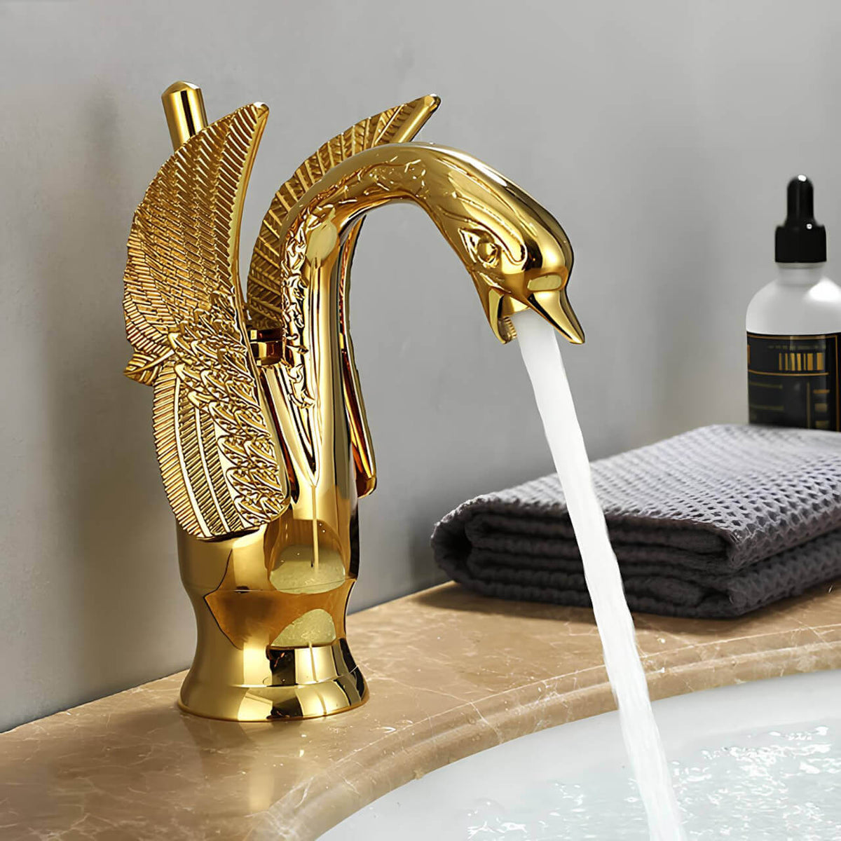 Robinet lavabo en forme de cygne – vue 4