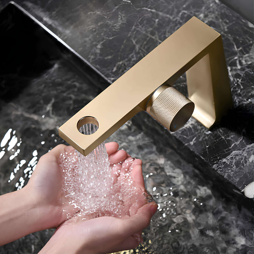 Mitigeur design contemporain 1 trou