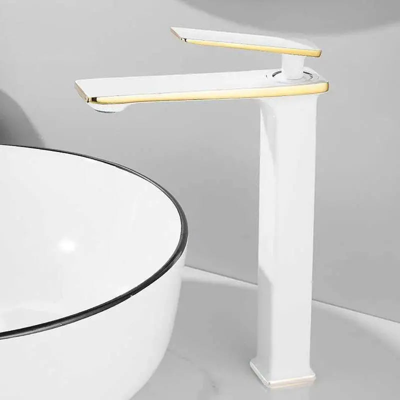 Robinet salle de bain haut cascade