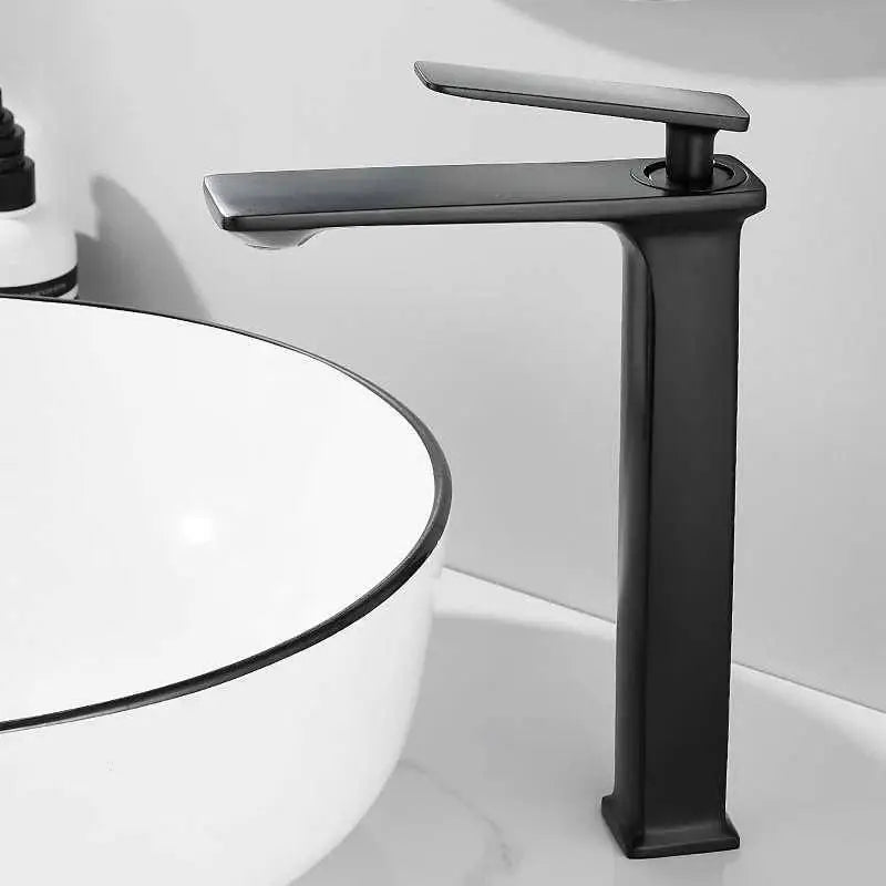 Robinet salle de bain haut cascade