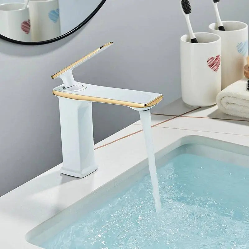 Robinet salle de bain haut cascade