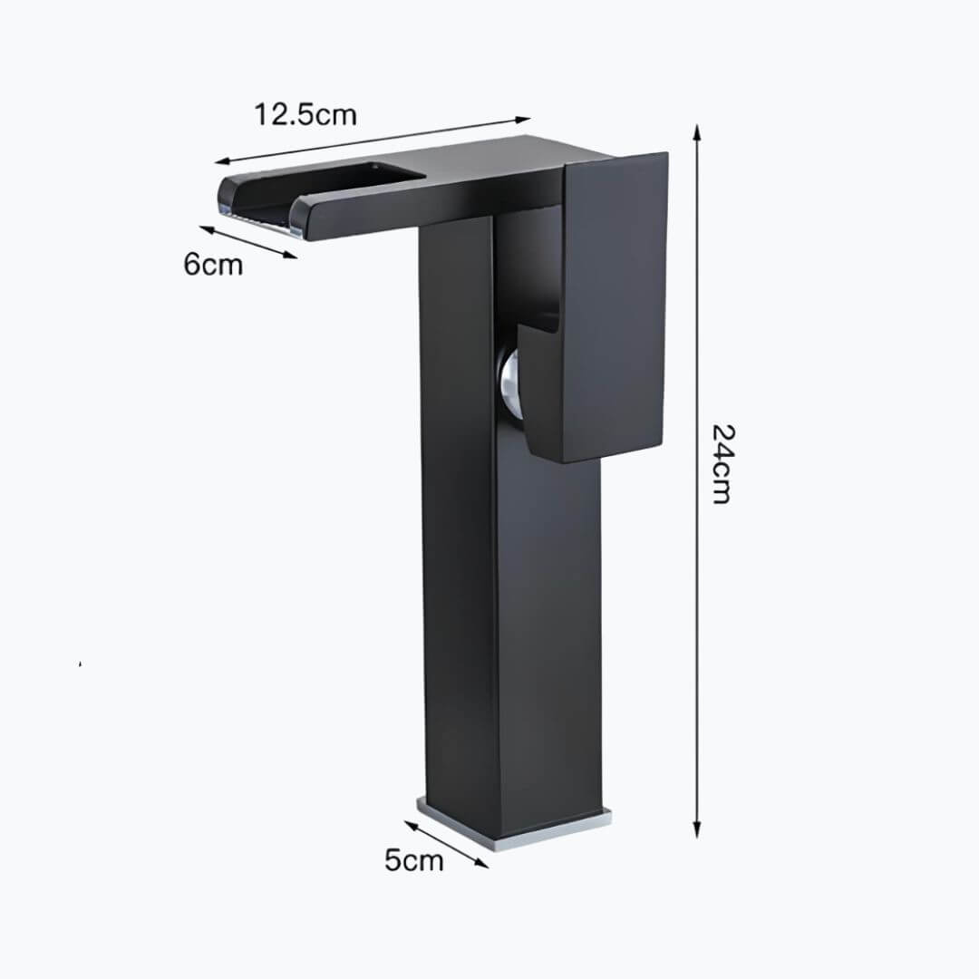 Robinet mitigeur cascade à LED autonome