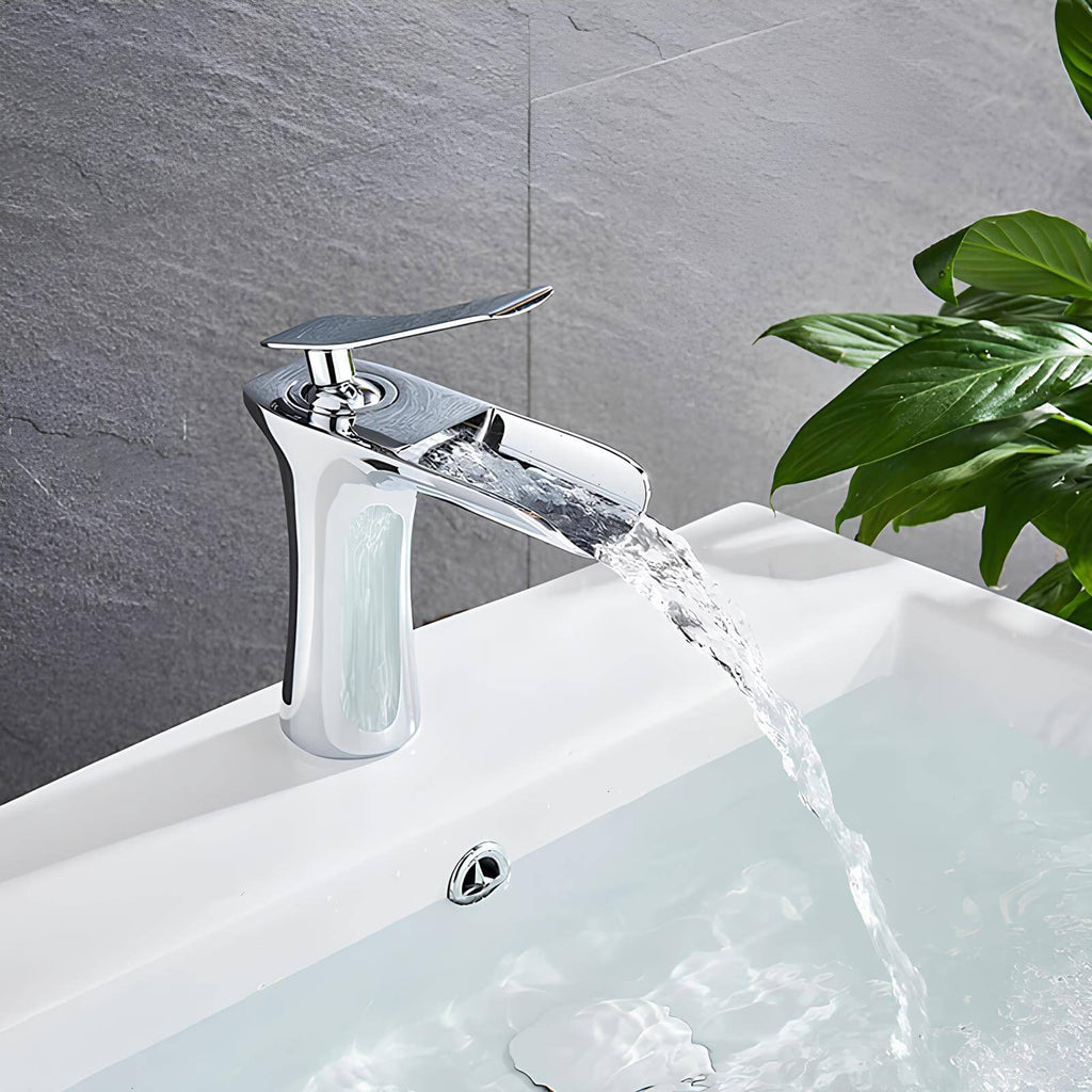 Robinet cascade lavabo laiton massif
