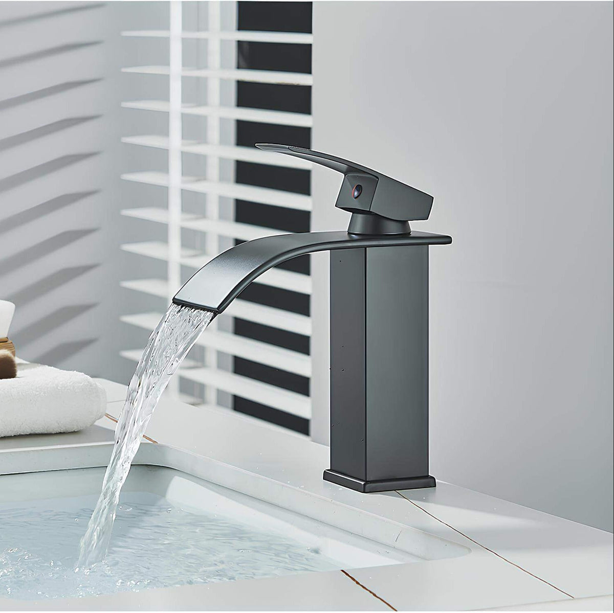 Robinet lavabo cascade inox - mitigeur classique
