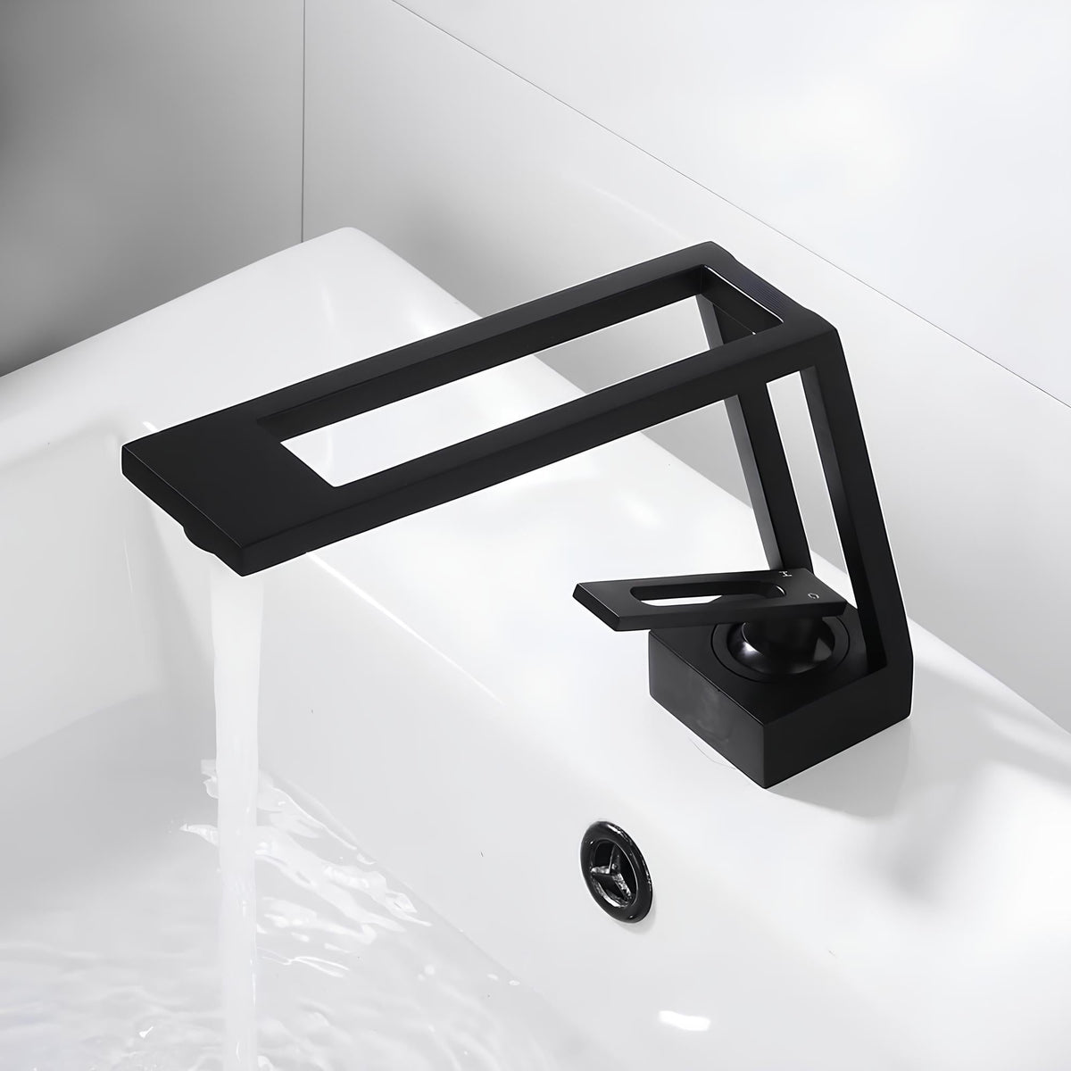 Robinet de lavabo mitigeur contemporain laiton
