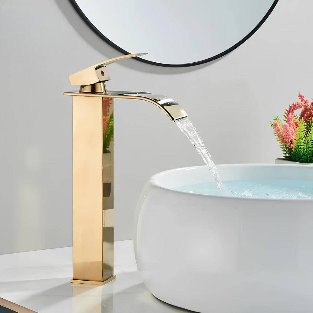 Robinet de vasque bec cascade design moderne