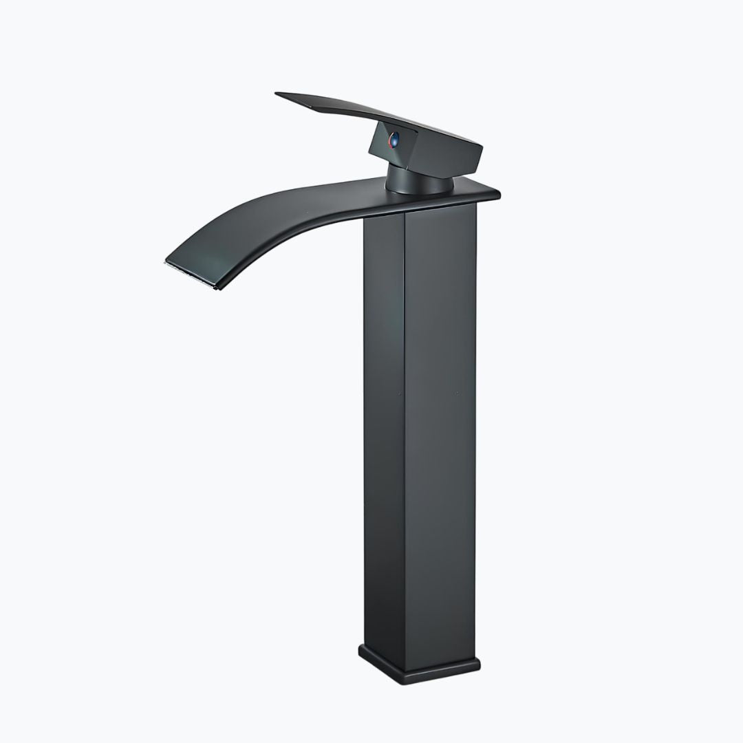 Robinet de vasque bec cascade design moderne