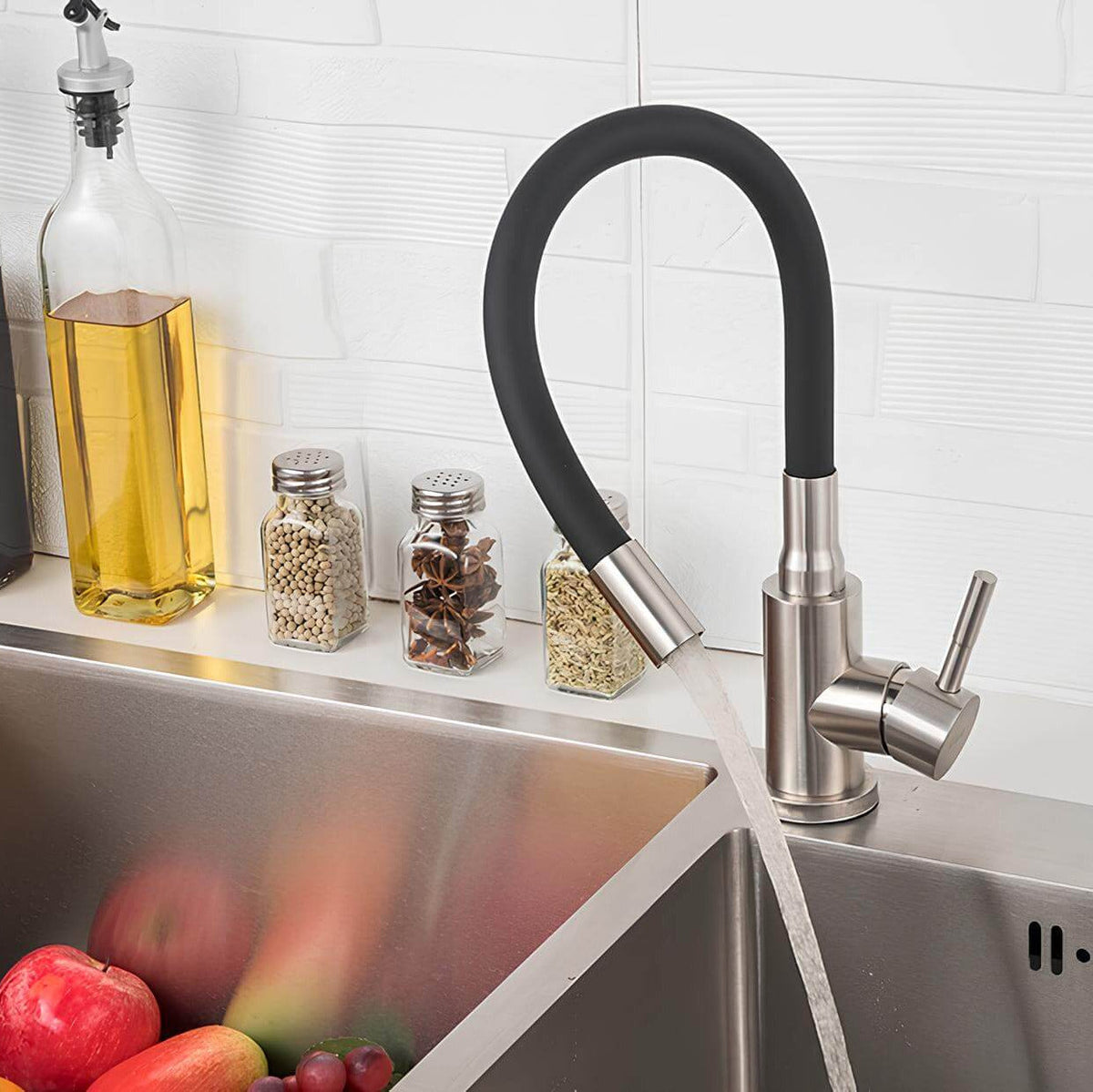 Robinet évier flexible coloré orientable 360°