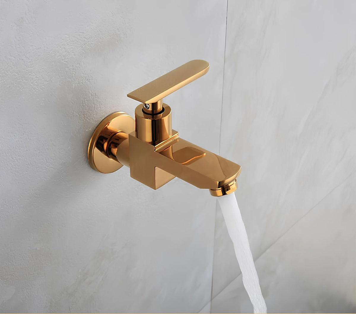 Robinet extérieur design minimaliste