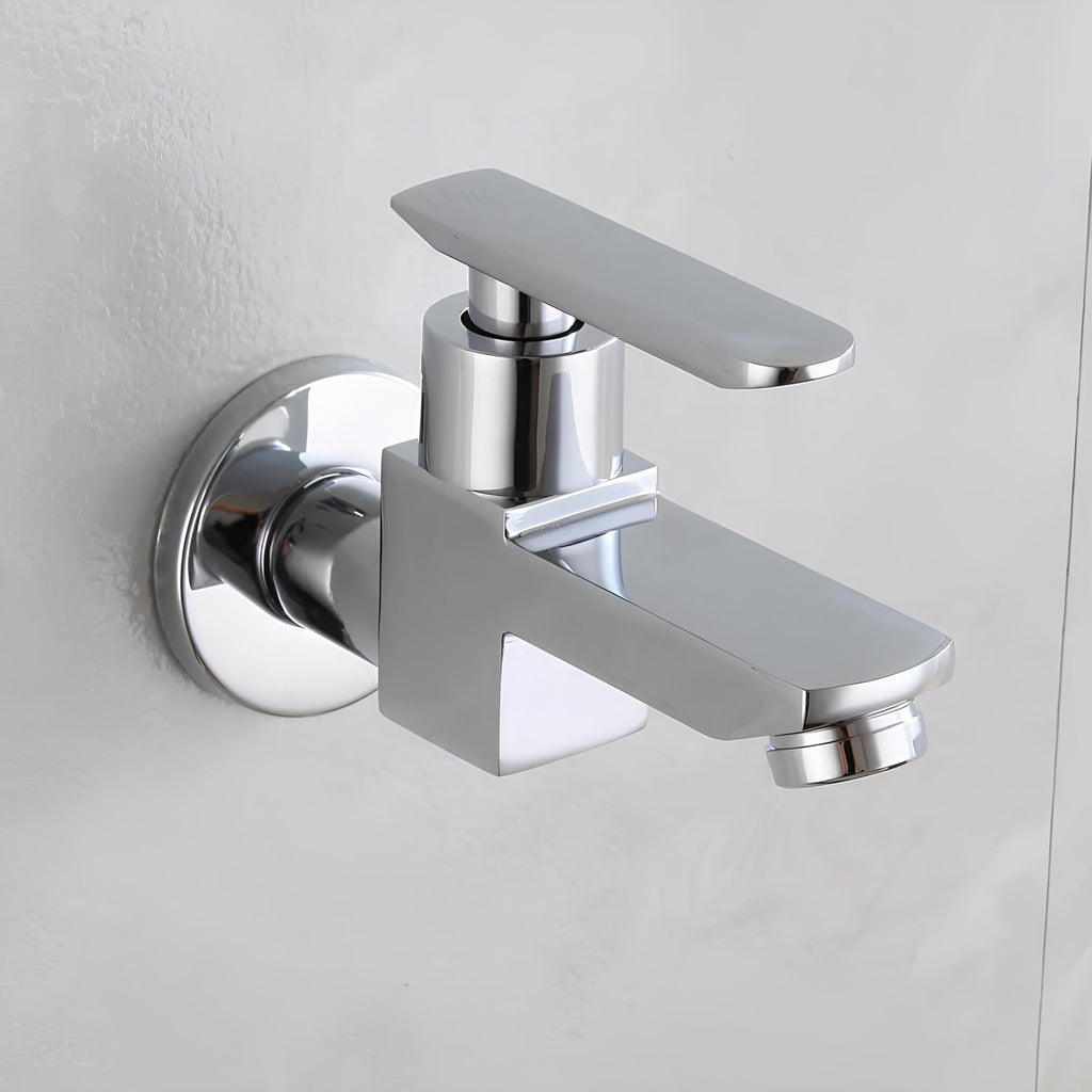 Robinet extérieur design minimaliste