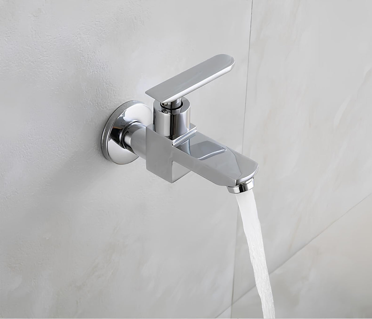 Robinet extérieur design minimaliste