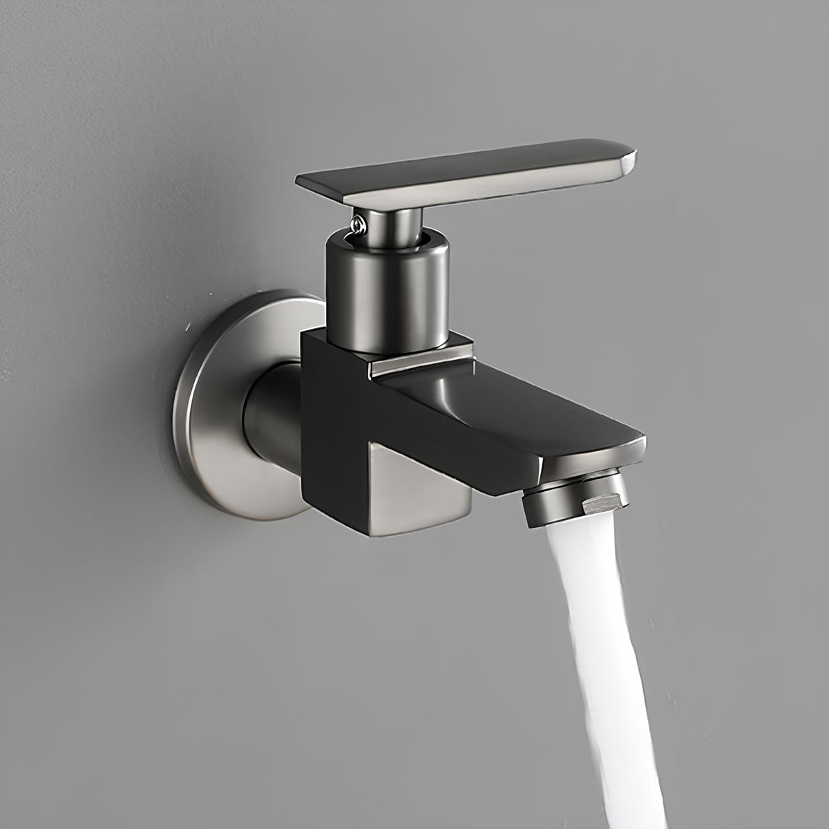 Robinet extérieur design minimaliste