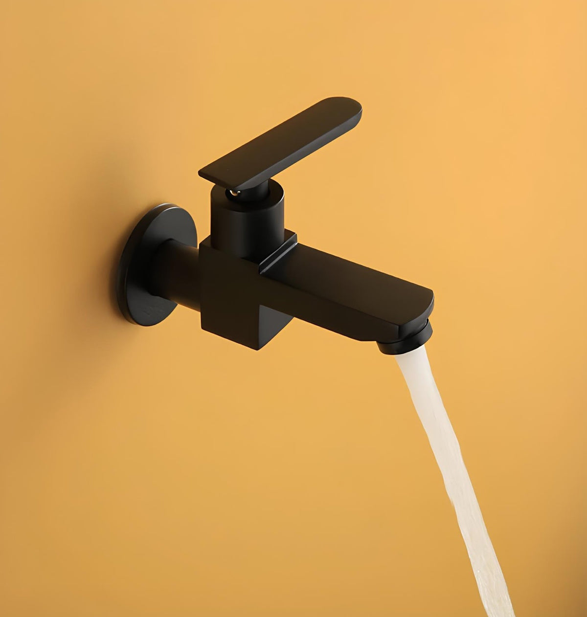 Robinet extérieur design minimaliste