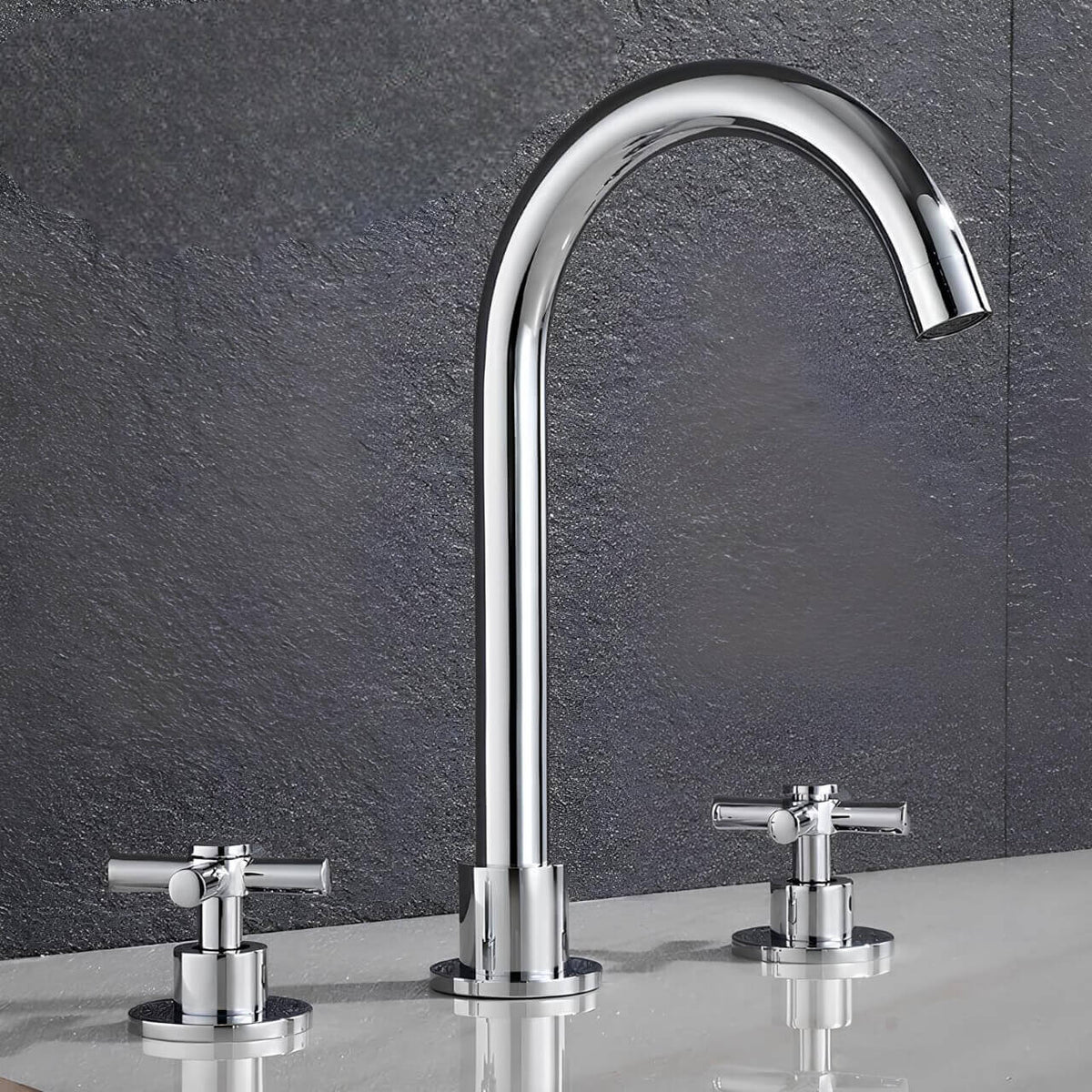 Robinet lavabo 3 trous design moderne
