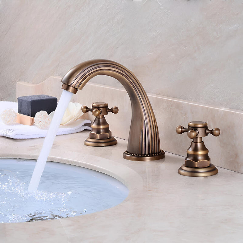 Robinet lavabo 3 trous poignées croisées laiton