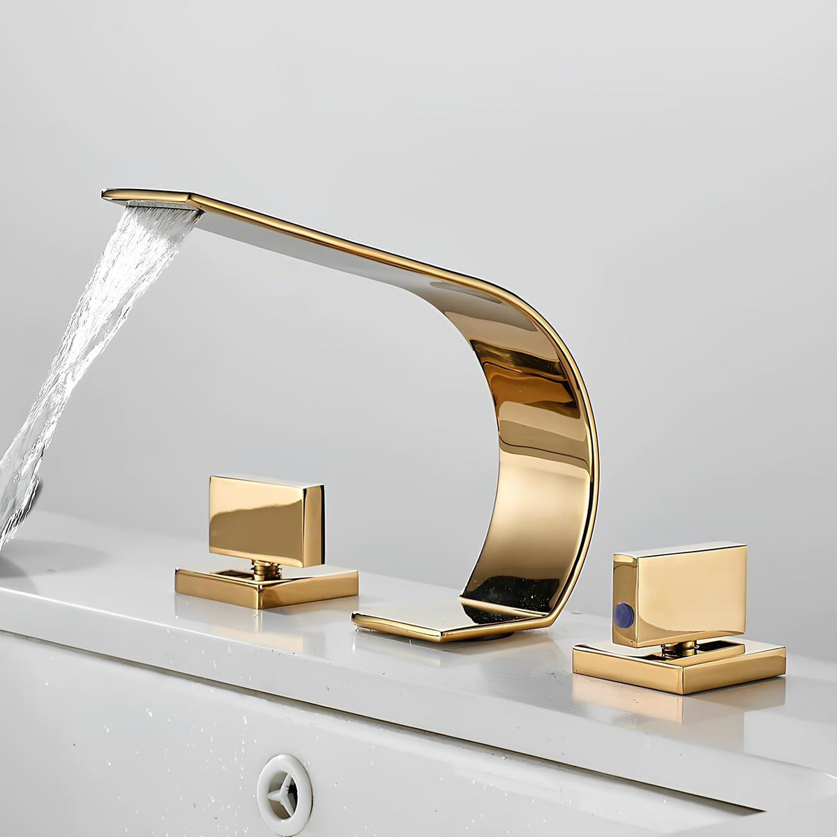 Robinet lavabo cascade - design minimaliste
