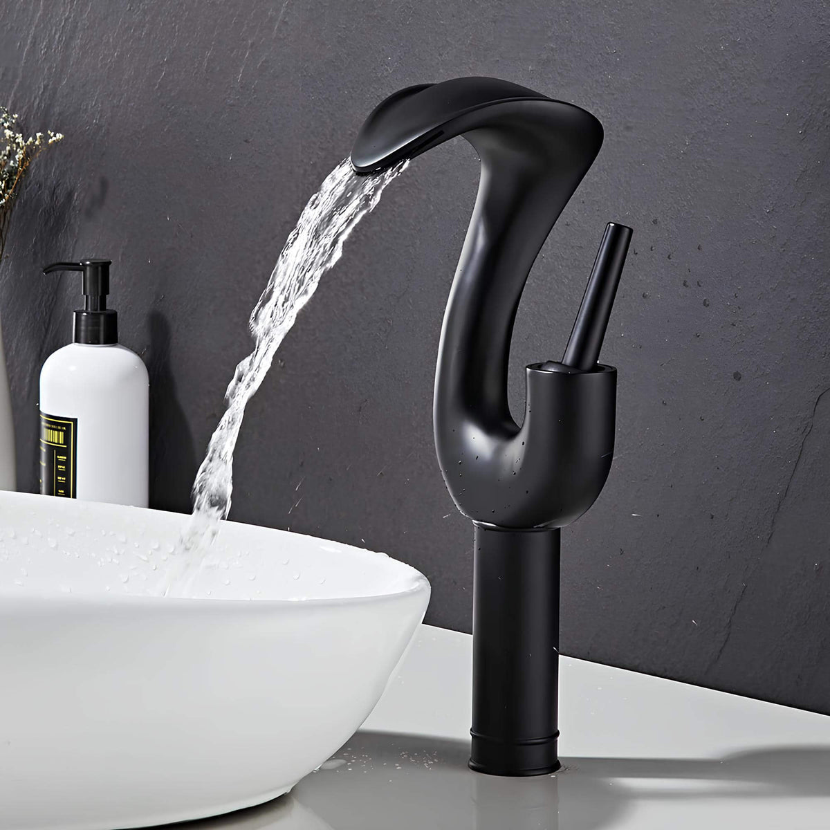 Robinet lavabo cascade haut mitigeur laiton design
