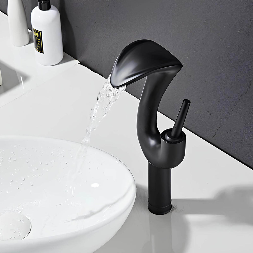 Robinet lavabo cascade haut mitigeur laiton design