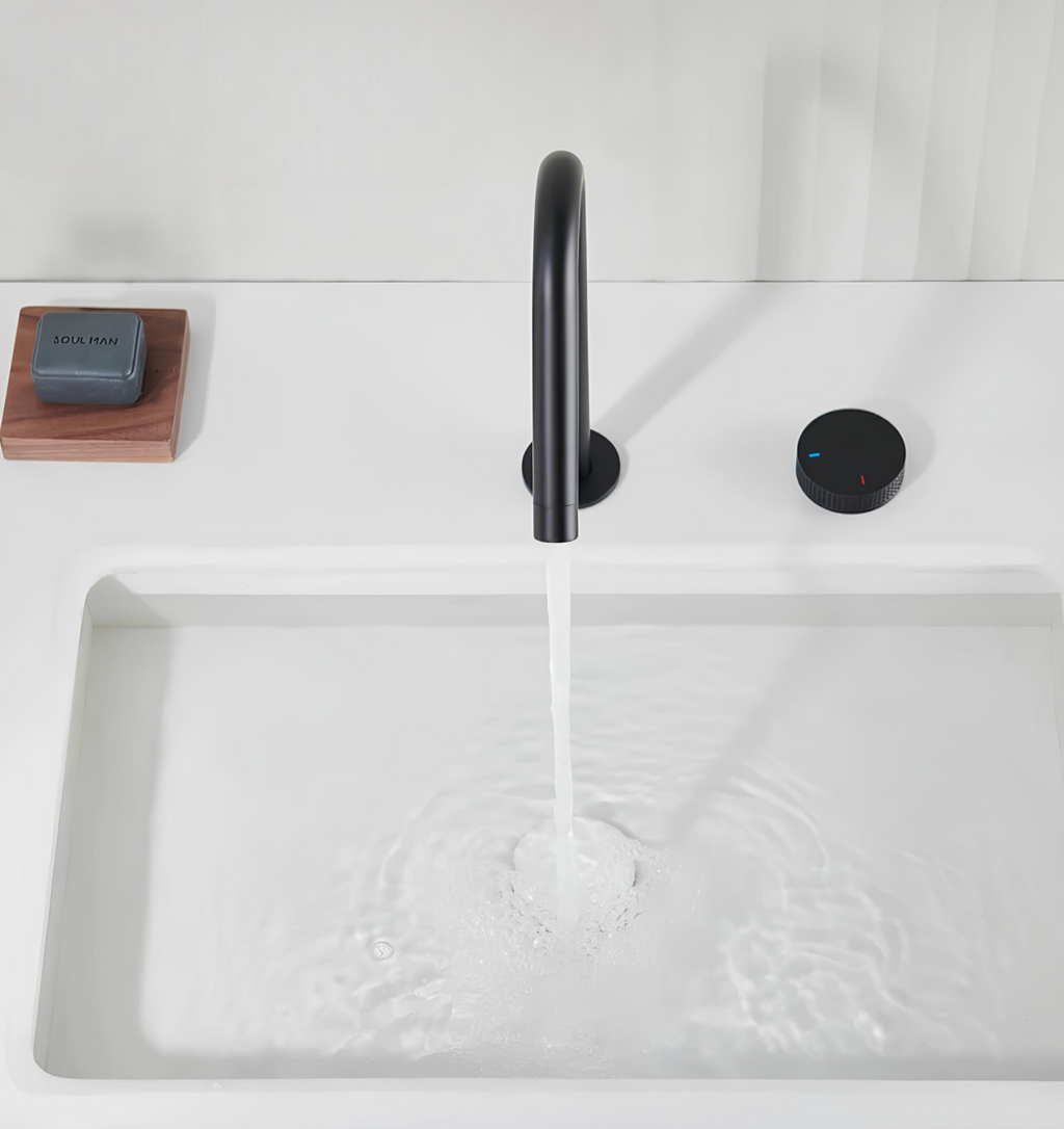 Robinet lavabo design industriel minimaliste