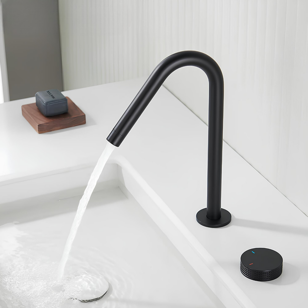 Robinet lavabo design industriel minimaliste