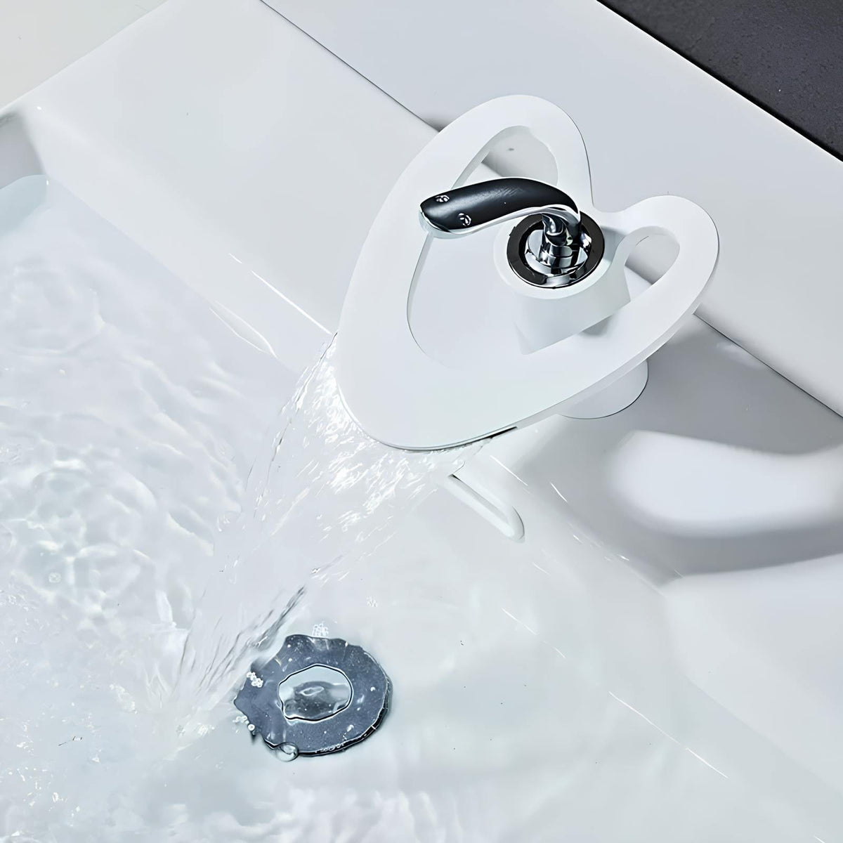 Robinet lavabo mitigeur laiton design contemporain silencieux