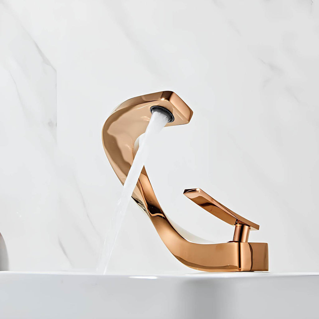 Robinet lavabo or rose design contemporain