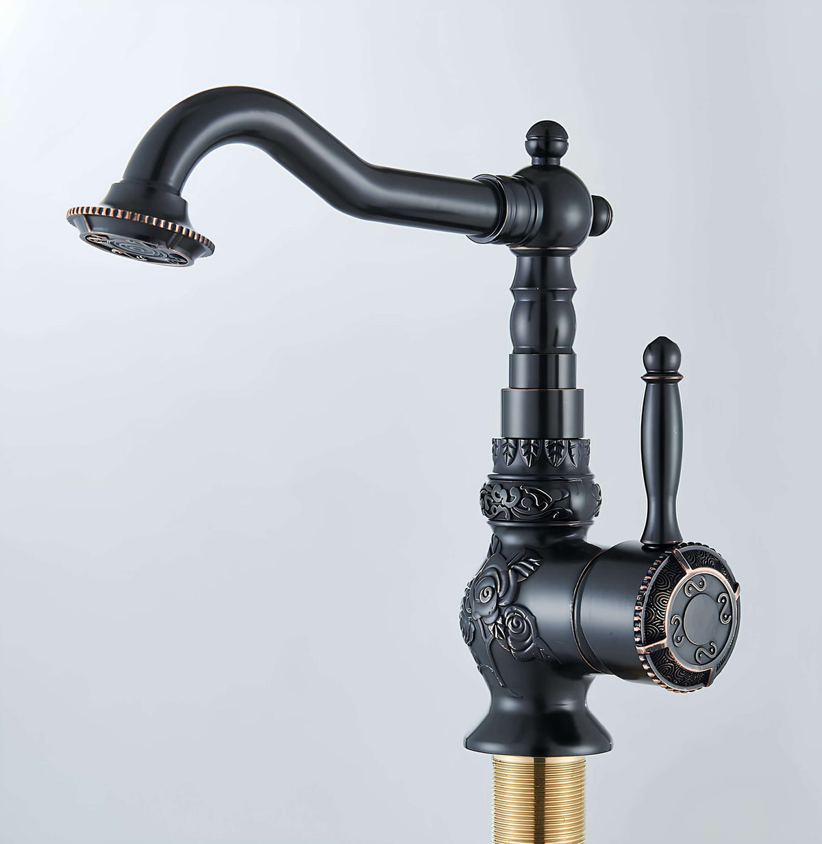 Robinet lavabo vintage laiton sculpté rotatif