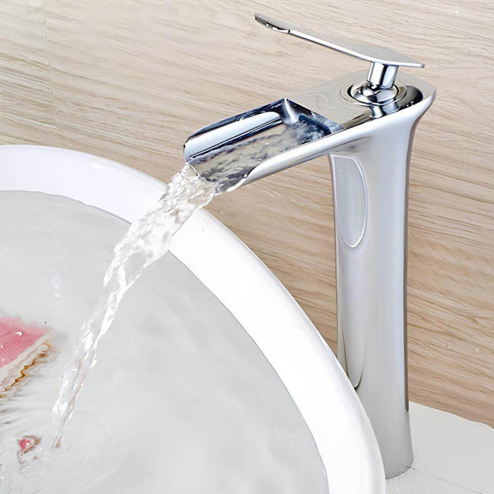 Robinet mitigeur vasque bec cascade laiton massif