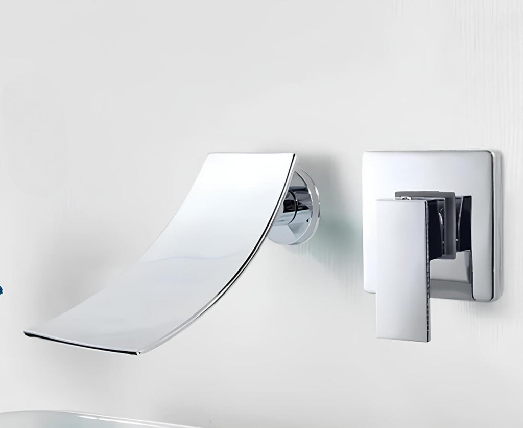Robinet mural cascade encastré minimaliste