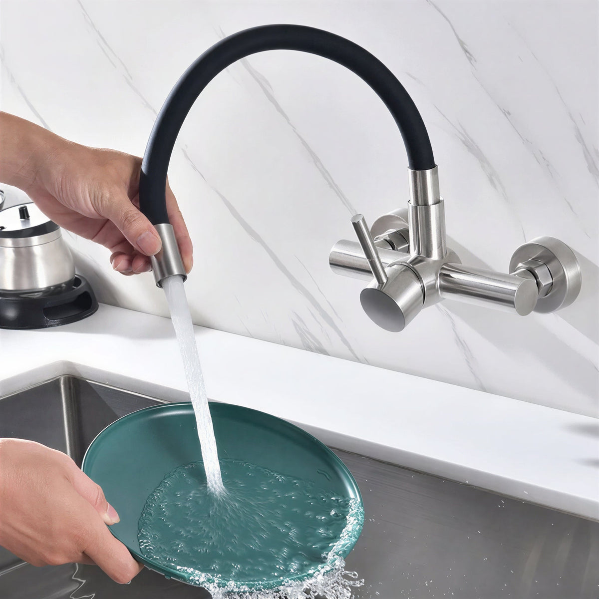 Robinet mural cuisine mitigeur col pliable 360°