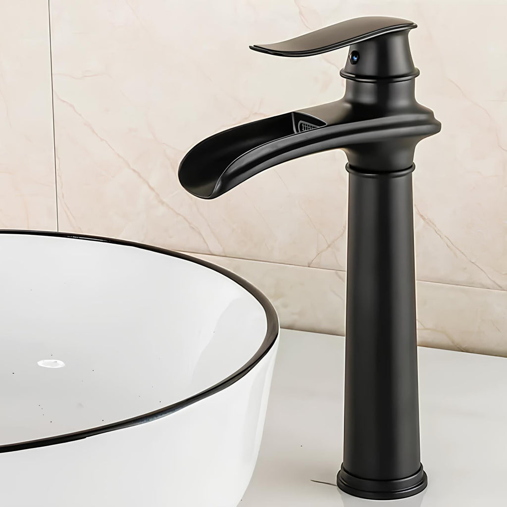 Robinet vasque cascade design contemporain