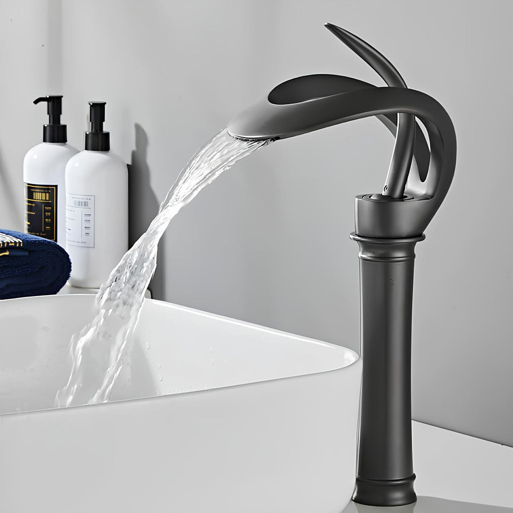 Robinet vasque cascade laiton design moderne