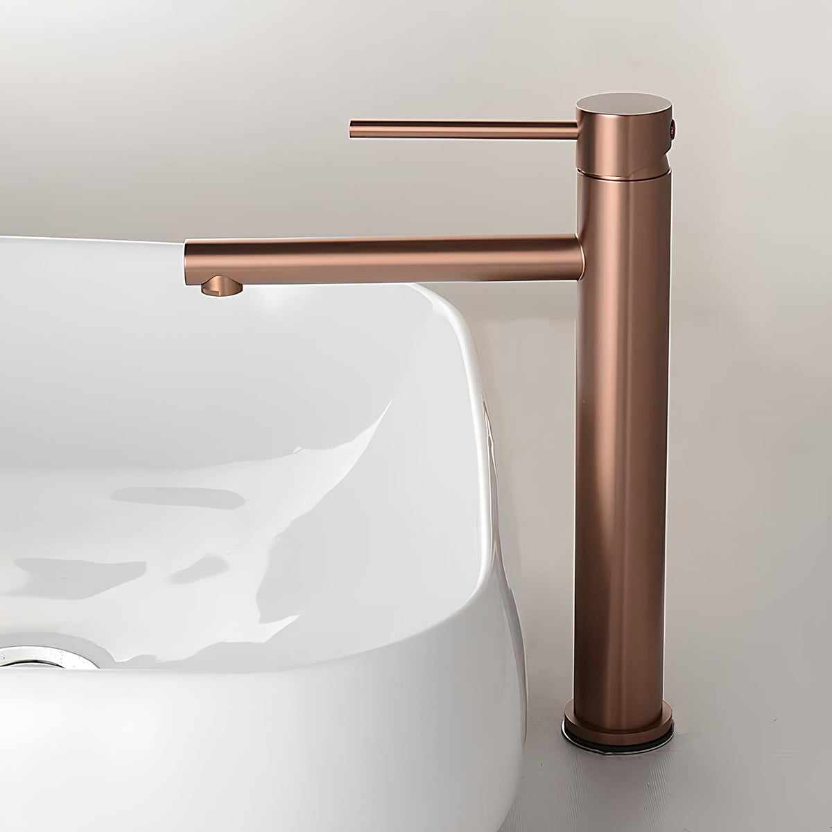 Robinet vasque haut bronze design contemporain
